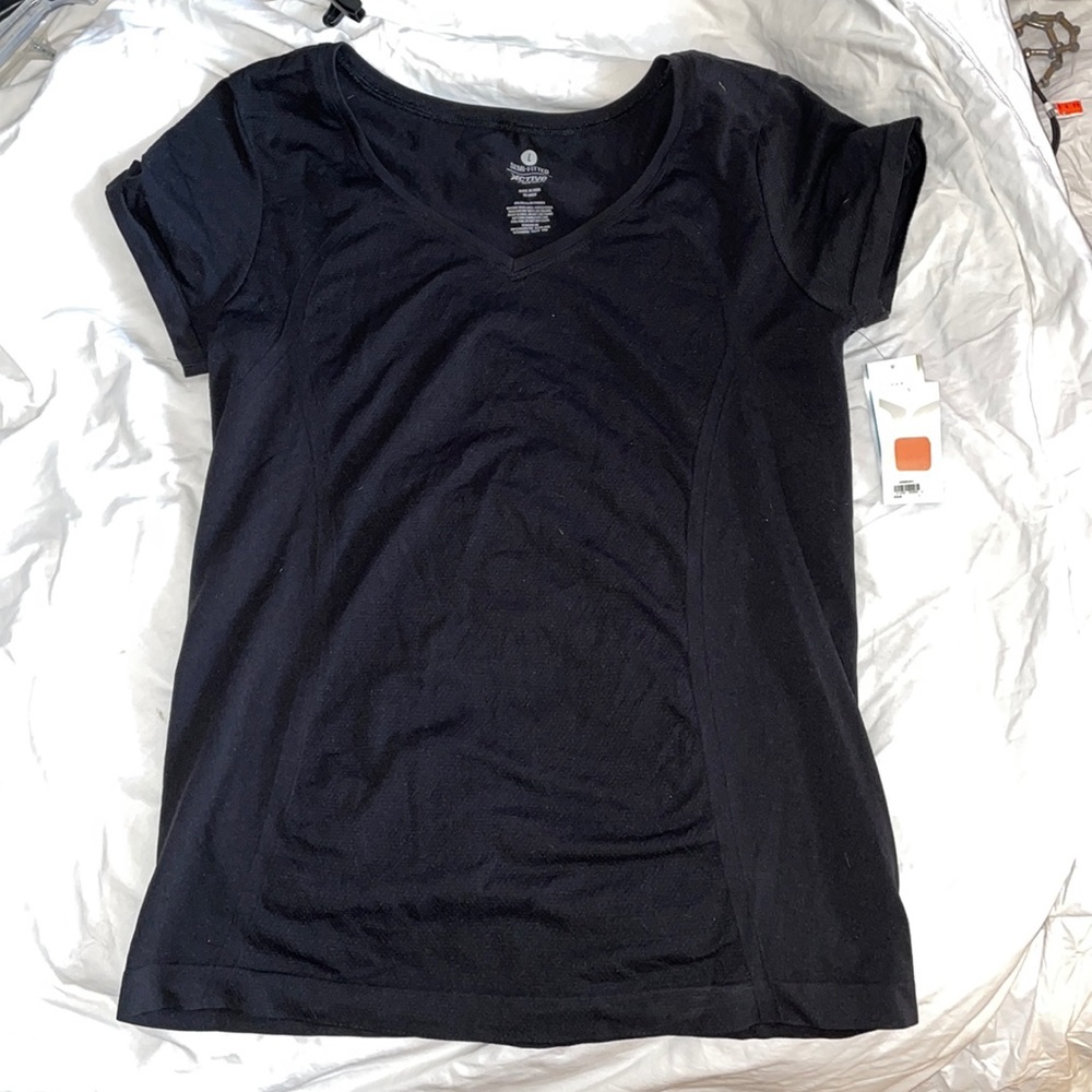 NWT Old Navy Semi Fitted Workout Shirt